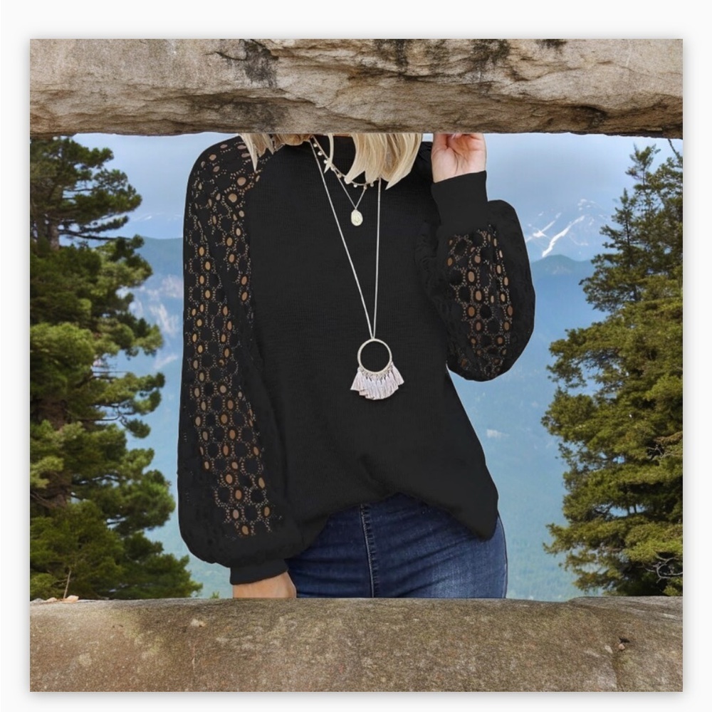Micro star Women’s Black Lace-Crochet Detail on Sleeve Top -Sz Sm-NWOT🖤☀️ - Picture 5 of 10